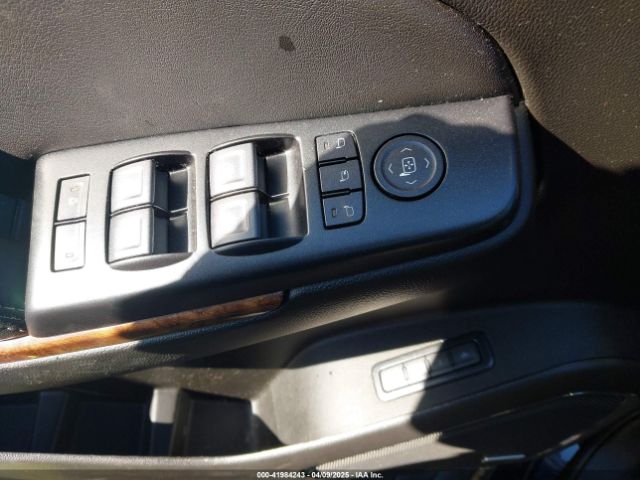 1GNSKCKC3KR402385 Chevrolet Tahoe Premier