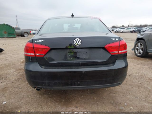 1VWBT7A38EC033381 Volkswagen Passat 1.8t Se