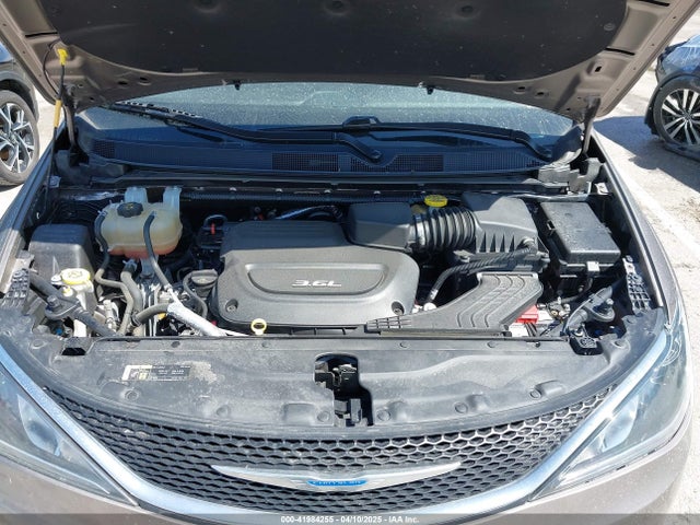 2C4RC1FG4JR306554 Chrysler Pacifica Touring Plus