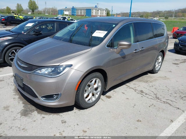 2C4RC1FG4JR306554 Chrysler Pacifica Touring Plus