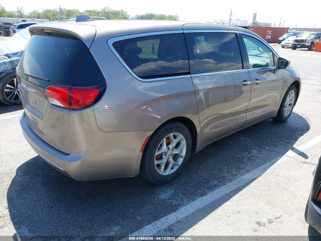 2C4RC1FG4JR306554 Chrysler Pacifica Touring Plus