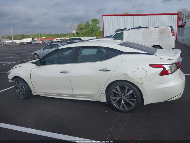 1N4AA6AP8HC365378 Nissan Maxima 3.5 S