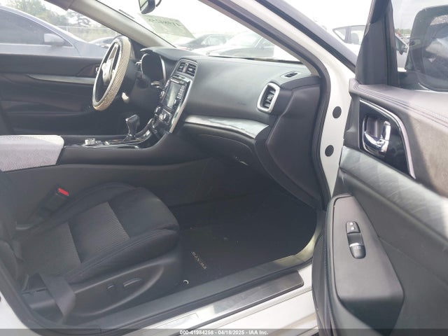 1N4AA6AP8HC365378 Nissan Maxima 3.5 S