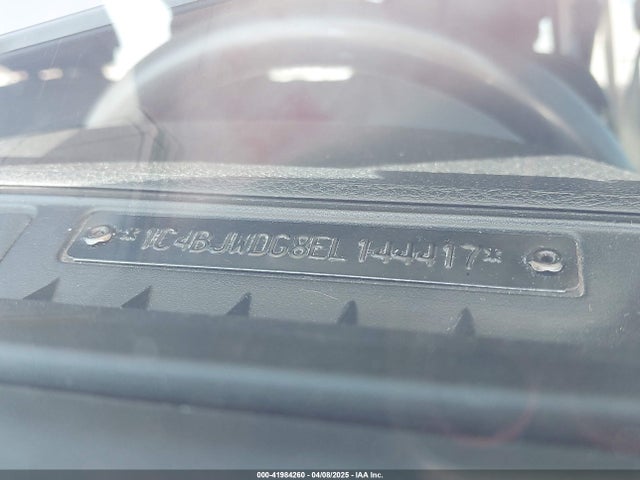 1C4BJWDG8EL144417 Jeep Wrangler Unlimited Sport