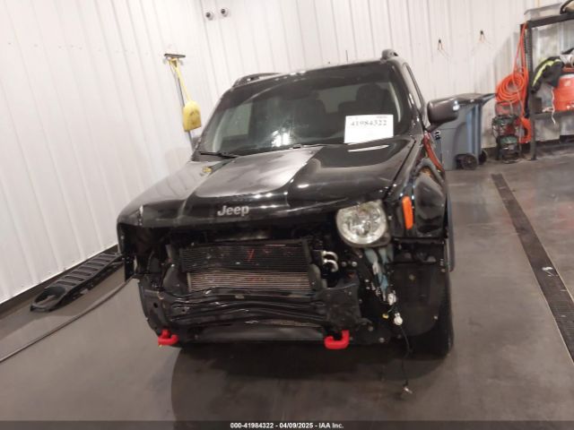 ZACCJBCB7JPH91187 Jeep Renegade Trailhawk 4x4