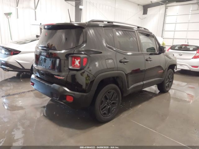 ZACCJBCB7JPH91187 Jeep Renegade Trailhawk 4x4