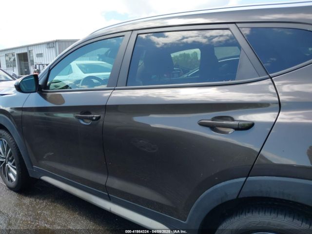 KM8J33AL4LU150823 Hyundai TUCSON SEL