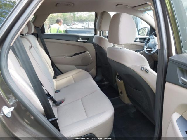 KM8J33AL4LU150823 Hyundai TUCSON SEL