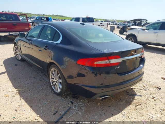 2012 JAGUAR XF SAJWA0FB3CLS38221 Photo 2