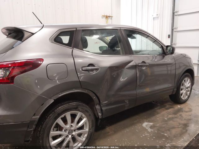 JN1BJ1AV2MW567516 Nissan Rogue Sport S Fwd Xtronic Cvt