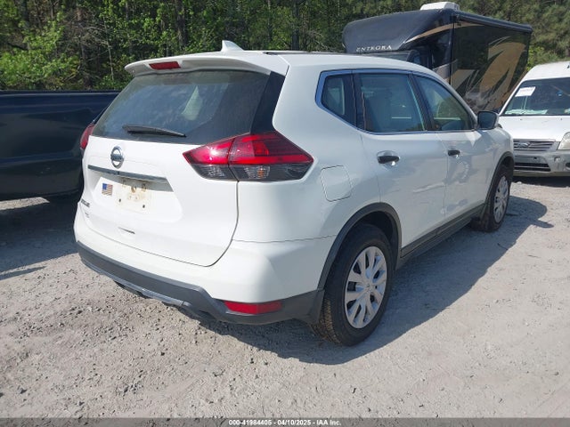 Nissan ROGUE S 2017 5N1AT2MT0HC811413 Image 4