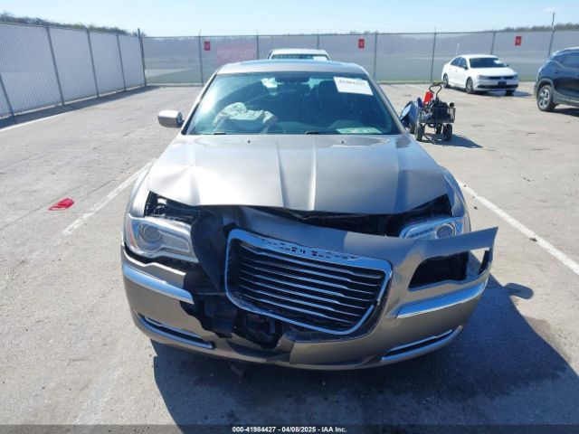 2C3CCAAGXEH335800 Chrysler 300