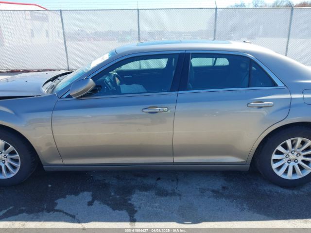 2C3CCAAGXEH335800 Chrysler 300