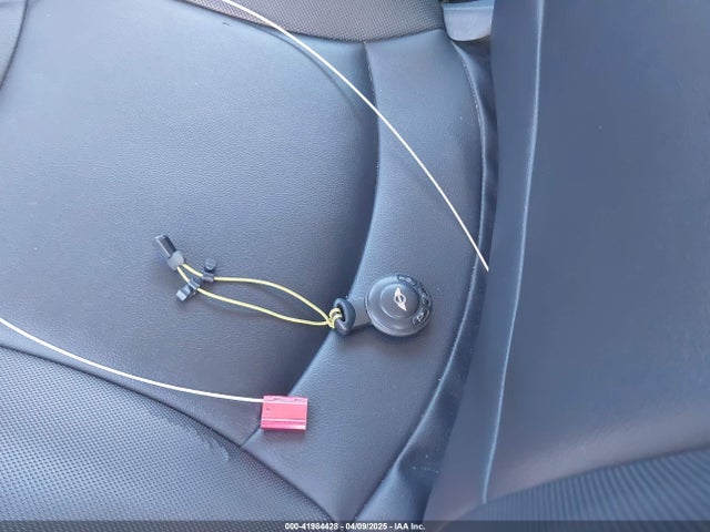 2012 MINI COOPER WMWSU3C52CT542030 Photo 10