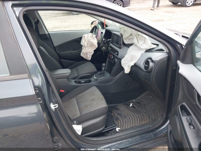 KM8K12AA5KU259423 Hyundai Kona Se
