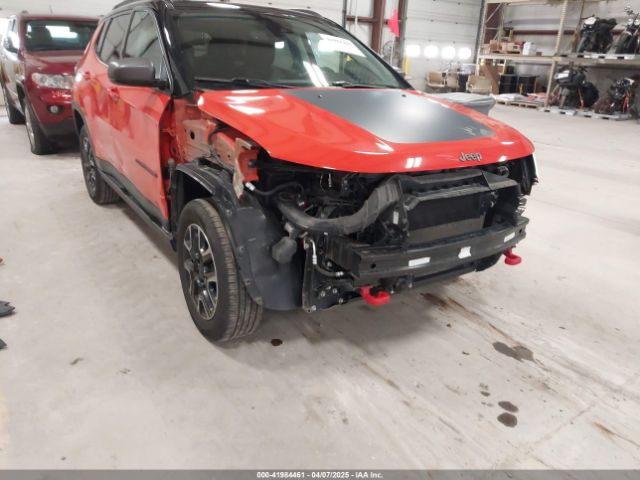 3C4NJDDB3KT727726 Jeep Compass Trailhawk