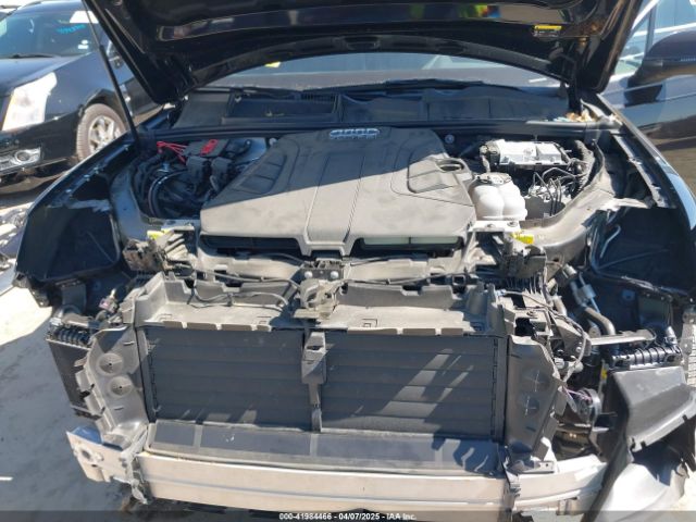 WA1LAAF71JD016099 Audi Q7 3.0t Premium