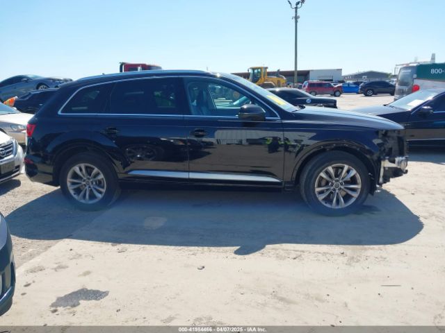 WA1LAAF71JD016099 Audi Q7 3.0t Premium