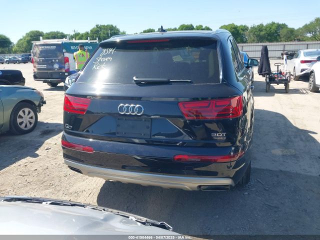 WA1LAAF71JD016099 Audi Q7 3.0t Premium