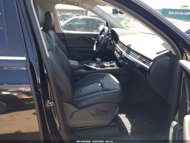 WA1LAAF71JD016099 Audi Q7 3.0t Premium