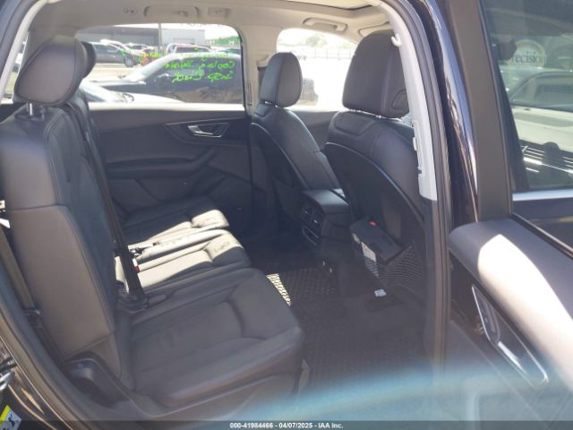 WA1LAAF71JD016099 Audi Q7 3.0t Premium