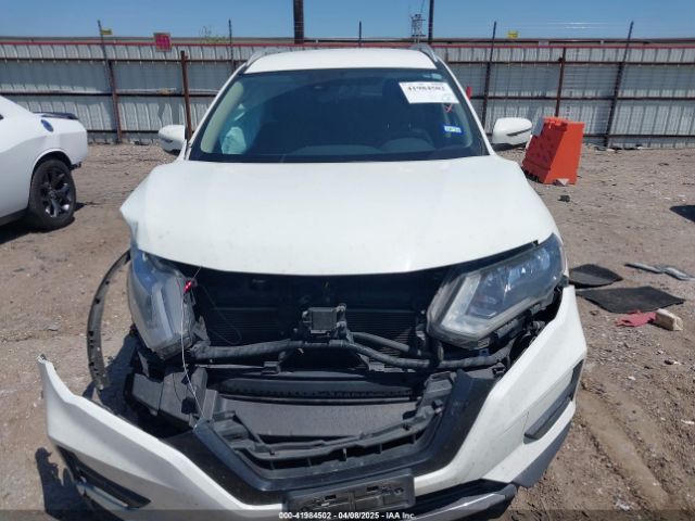 JN8AT2MT8LW011832 Nissan Rogue Sv Fwd