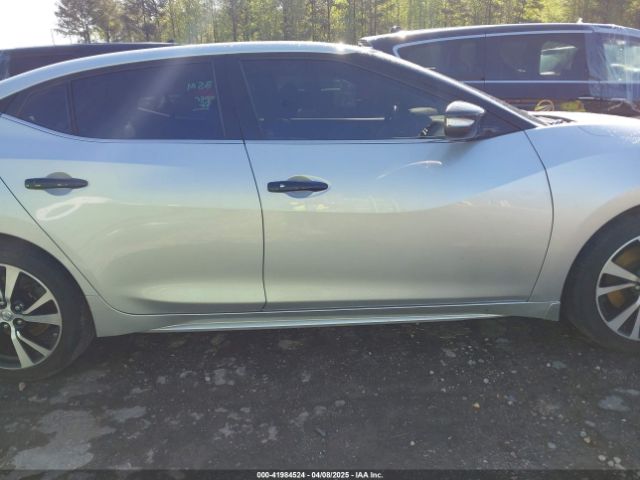 1N4AA6AP0JC364148 Nissan Maxima 3.5 Sl