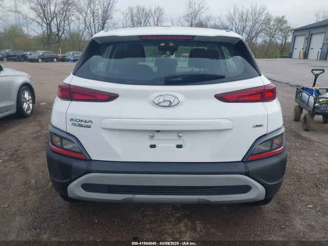 KM8K2CAB2NU794404 Hyundai Kona Se