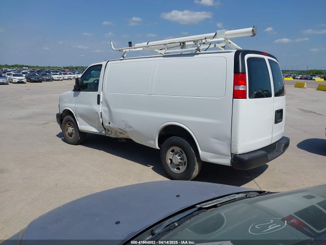 1GCWGAFP2N1189624 Chevrolet Express Cargo Rwd 2500 Regular Wheelbase Wt