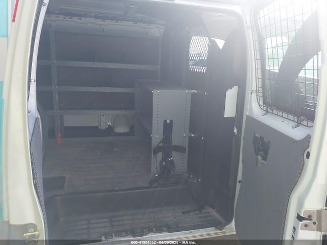 1GCWGAFP2N1189624 Chevrolet Express Cargo Rwd 2500 Regular Wheelbase Wt