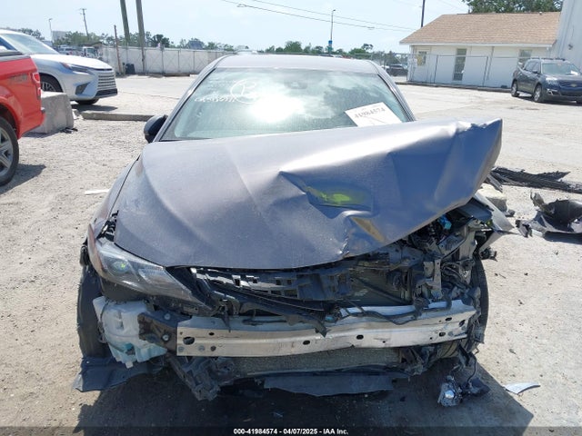 4T1G11AKXNU061322 Toyota CAMRY SE