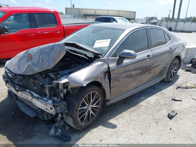 4T1G11AKXNU061322 Toyota CAMRY SE