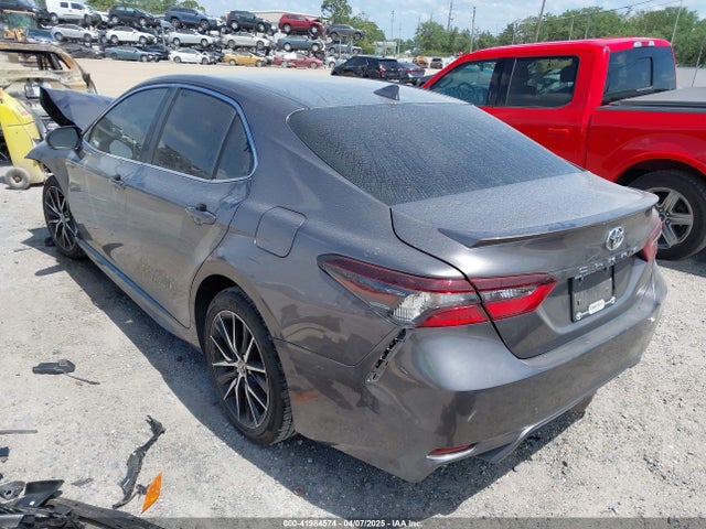 4T1G11AKXNU061322 Toyota CAMRY SE