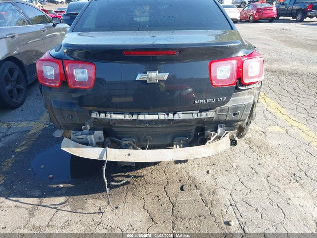 1G11H5SL9EF123813 Chevrolet Malibu 1lz