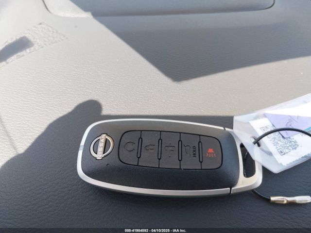 JN8BT3BB9SW163234 Nissan Rogue Sv Intelligent Awd