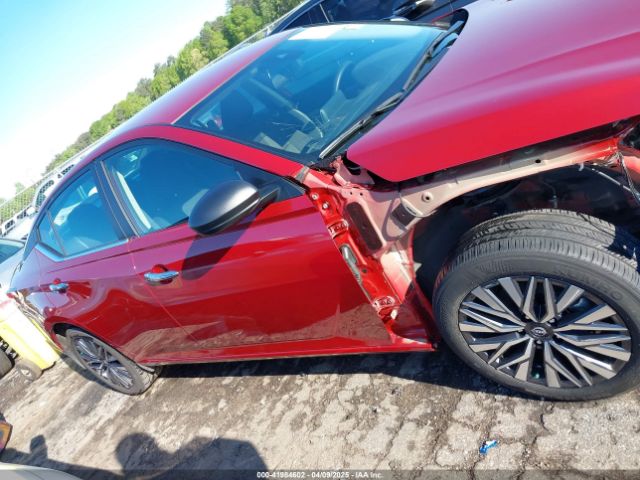 1N4BL4DW2RN417180 Nissan Altima Sv Intelligent Awd