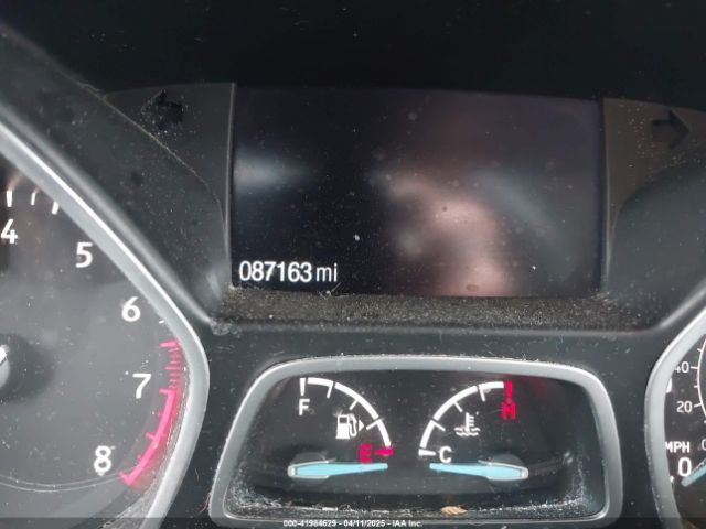 1FMCU0J95HUD37858 Ford Escape Titanium