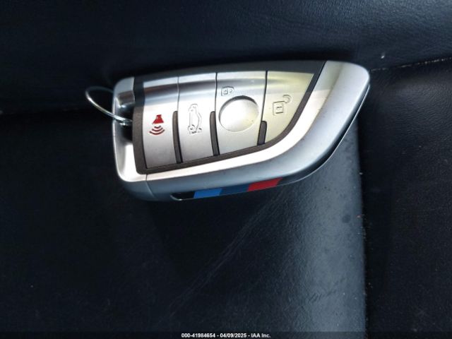 WBA5A7C58FD626221 BMW 528i Xdrive