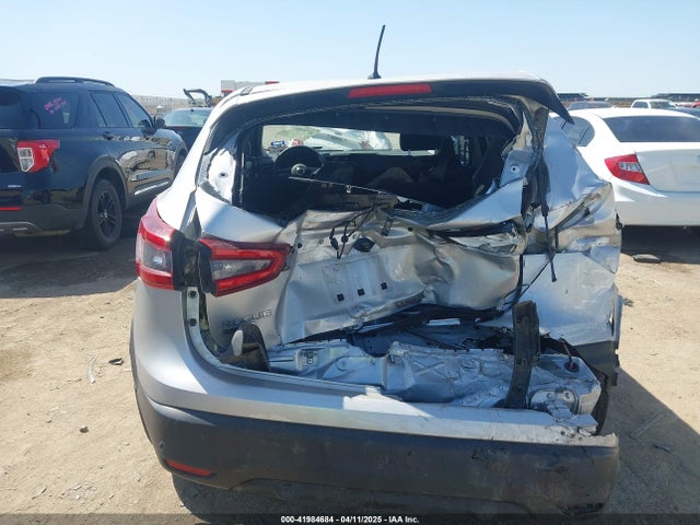 JN1BJ1CV9LW540695 Nissan Rogue Sport S Fwd Xtronic Cvt