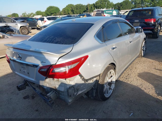 1N4AL3AP4JC229943 Nissan Altima 2.5 Sl