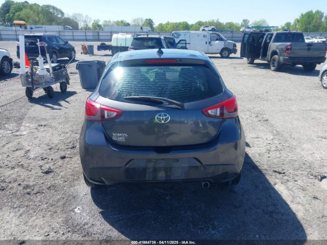 3MYDLBJV3LY703134 Toyota YARIS LE
