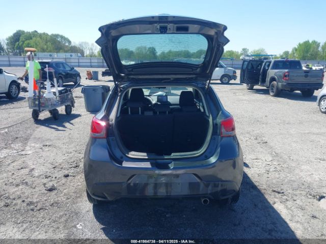 3MYDLBJV3LY703134 Toyota YARIS LE