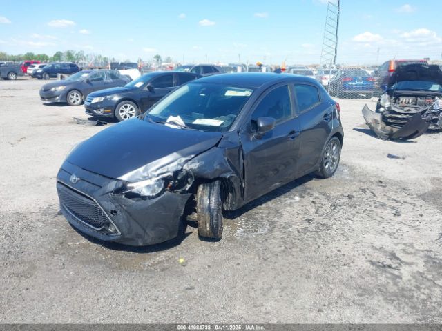 3MYDLBJV3LY703134 Toyota YARIS LE