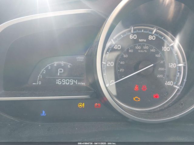 3MYDLBJV3LY703134 Toyota YARIS LE