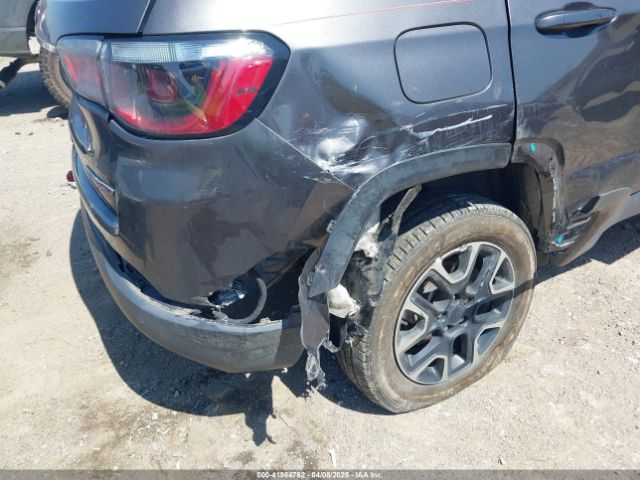 3C4NJDDB8MT529176 Jeep Compass Trailhawk 4x4