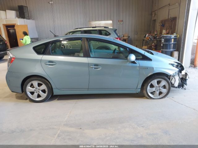 JTDKN3DU8F1904156 Toyota Prius Five