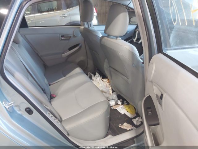 JTDKN3DU8F1904156 Toyota Prius Five