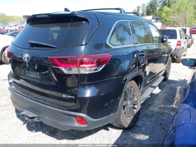 2019 TOYOTA HIGHLANDER 5TDJZRFH6KS934143 Photo 3