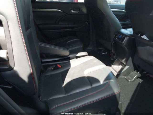2019 TOYOTA HIGHLANDER 5TDJZRFH6KS934143 Photo 7