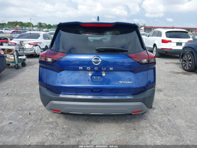 5N1AT3BB5MC833840 Nissan Rogue Sv Intelligent Awd
